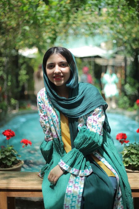 کیمیا حسینی؛ چرا امروز همه درباره او حرف می‌زنند؟